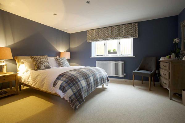 Bedroom-at-Packhorse-Inn-Moulton-in-Hugh-St-Clair-Link-Blue-Klinker